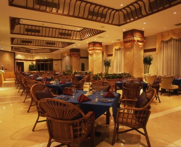 Phoenix Hotel Wuyi Цзянмынь Экстерьер фото