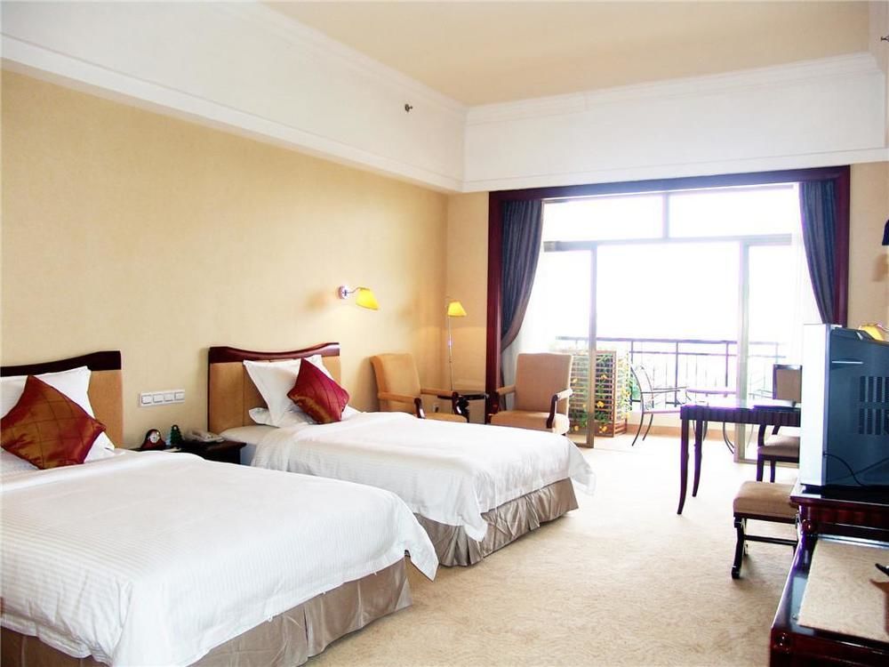 Phoenix Hotel Wuyi Цзянмынь Экстерьер фото